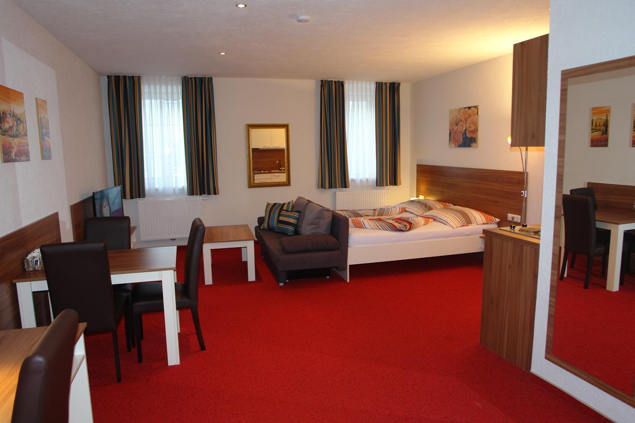 Hotel Garni Daniela Urich Schwanenstadt Экстерьер фото